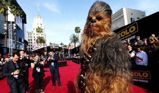 Галактиката от „Междузвездни войни” официално слезе в Холивуд