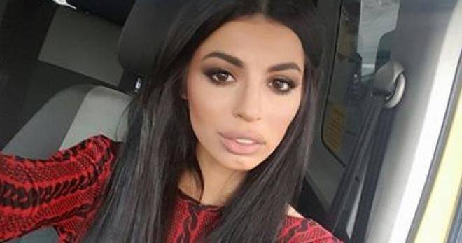 Мегз шокира с разкритие! Ето как задържа богатите си любовници (СНИМКИ)