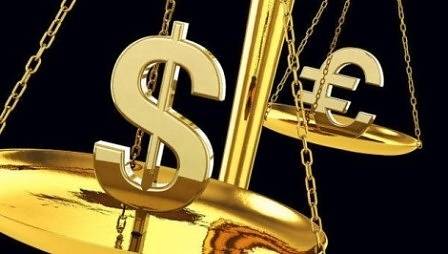 ЕС налага 25% мито на американско уиски, дънки и фъстъчено масло