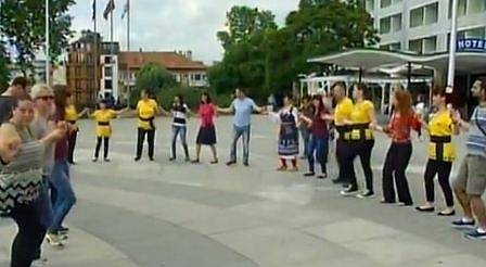 От цялата страна се вклучиха танцови състави в инициативата “Танцувай с нас“