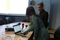 Учениците от 7-ми клас пишат по Вариант 2