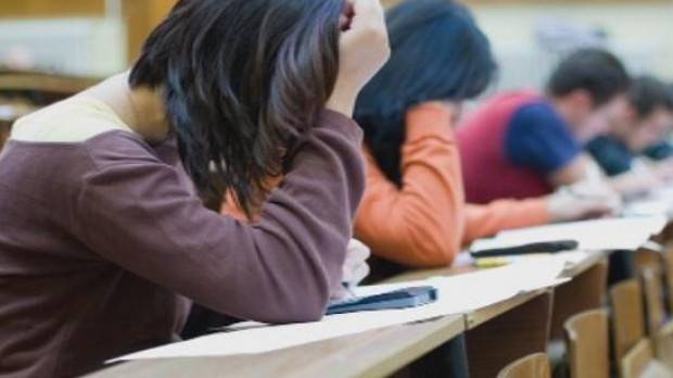 Отговорите на матурите за VII и XII клас