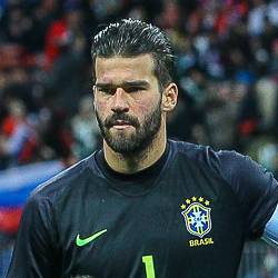 „Ливърпул“ получиха тласък в борбата за подписа на Алисон