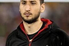 „Ливърпул“ предлагат 40 милиона евро плюс играч за подписа на Доннарума