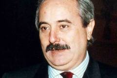 Така ни липсва един Фалконе, днес!