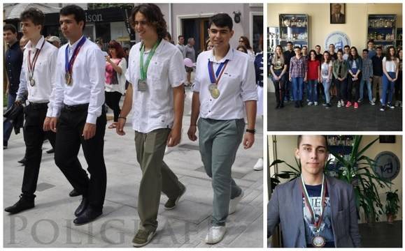 Математическата изпраща куп абитуриенти – медалисти