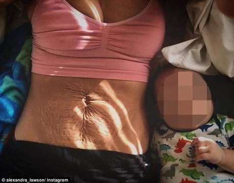 Майка на две деца показва „тъмната страна“ на майчинството в откровен пост