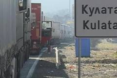 Отново километрична опашка от тирове на ГКПП „Кулата“