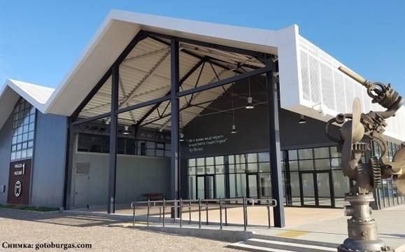 Общината ще даде 250 000 лева за ремонт на Магазия 1, преди там да се настани НХА