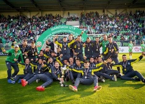 Таланти подписаха първи професионални договори с Лудогорец – SportVox