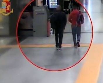 Двама българи са задържани в Италия за източване на банкомати (СНИМКА)