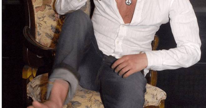 Миро Каризмата закъса с парите и погрозня