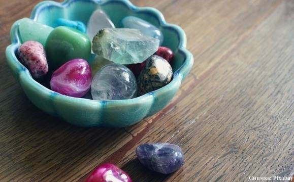 Медальони с камъни и брошки от плат ще правят децата в „Акве Калиде“ тази неделя