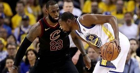 Голдън Стейт победи Кливланд след продължения в мач номер 1 от финалите на НБА