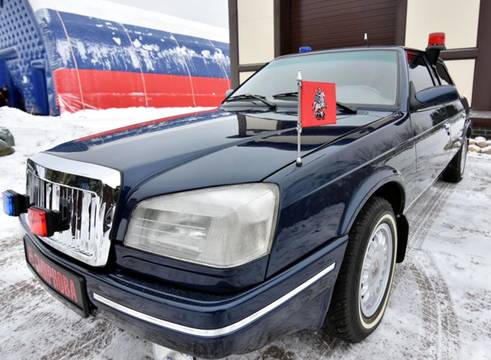 Продават 20-годишен МОСКВИЧ на цената на чисто нова S-KLASSE!