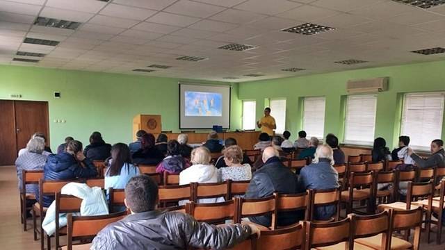 В Монтана научиха за същността и репресиите на Фалун Дафа