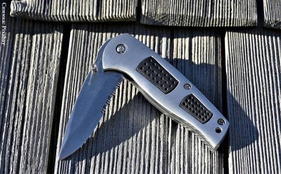 Поморийската полиция задържа 24-годишен мъж, нападнал тийнейджър с нож