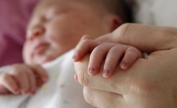 Започна се: Трансджендър мъж роди във Финландия