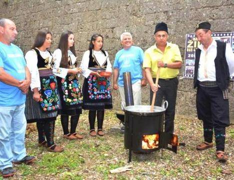 Белмужиада в Свърлиг