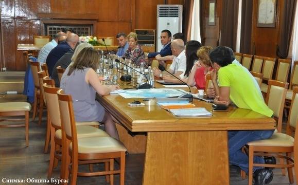 Продължава работата по идеята за изграждането на 4-лентови пътища в Бургаско