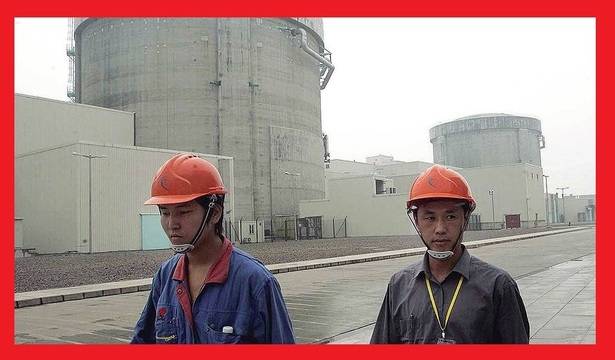 Русия отново строи атомни електроцентрали за Китай.