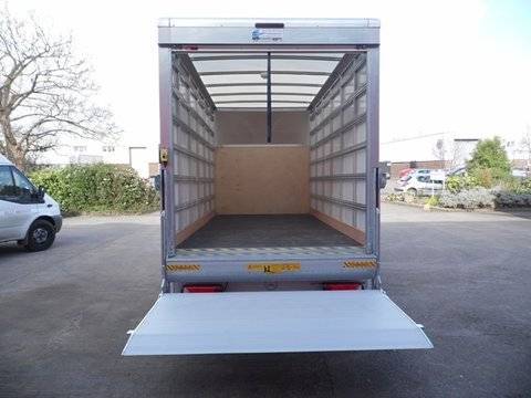 Товарно такси в София и страната