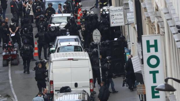 Заложническа драма в Париж приключи без жертви