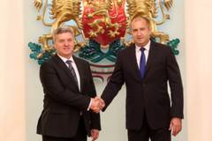 Президентът Радев проведе трудна среща с Георге Иванов