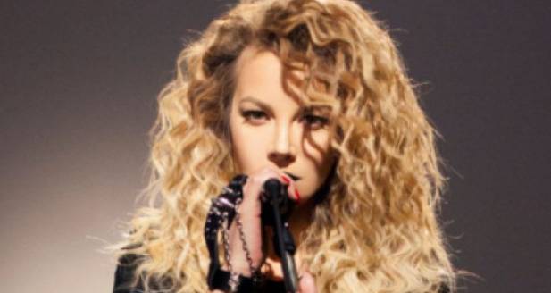 Черната драма при Емилия не спира! Рухна след смъртта на доведения си син, а сега вижте още какво я споходи!