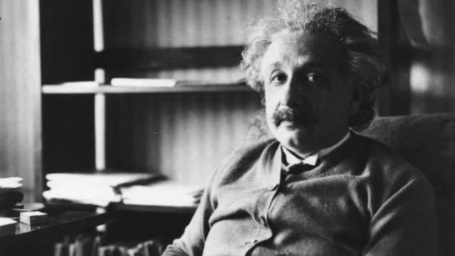 Вижте тайното досие на ФБР за Алберт Айнщайн!