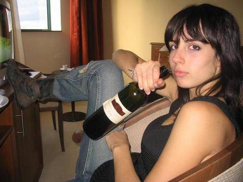 Помните ли Зара от Биг Брадър? Вижте я как изглежда днес (СНИМКИ)