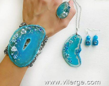 Топ 8 на бижутата за Есента с любов