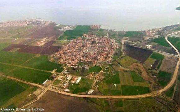 Ахелойци на протест срещу новия път за Слънчев бряг