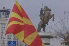 Македонският парламент разгледа договора с Гърция за новото име