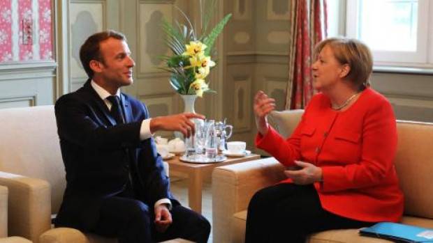 Меркел и Макрон разговаряха 4 часа