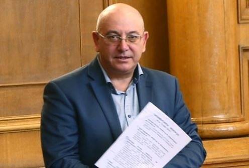 Ревизоро към малките търговци на горива: Престанете да рекетирате премиера със стачки