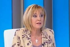 Мая Манолова: Ще стоя до протестиращите майки докрай