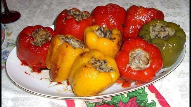 ПЪЛНЕНИ ПИПЕРКИ