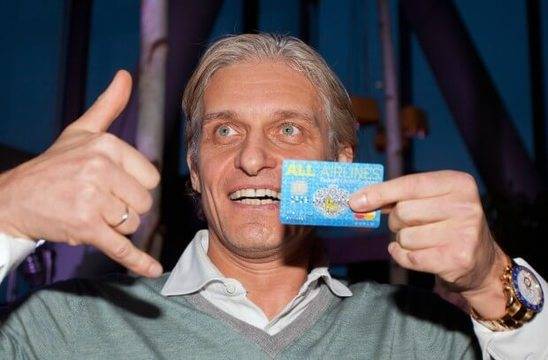 Мъж надхитри системата по изумителен начин! От банката полудяха, че някой ги прецака с техните номера