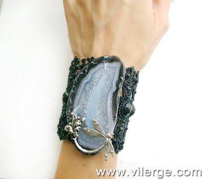 Луксозни гривни за ЕСЕН 2018 и 2019