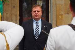 Право куме в очи: Каракачанов разкри срамната истина за българската армия!