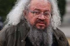 Управляват ни хора, които не е трябвало да се раждат. Те са най-безсмислените хора, жертви на несполучлив аборт