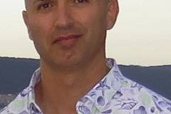 Чуждестранните туристи в Слънчака продават скъпите си вещи, а се жалват, че са обрани