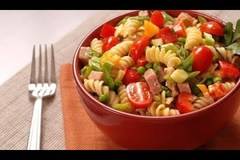 САЛАТА ОТ МАКАРОНИ