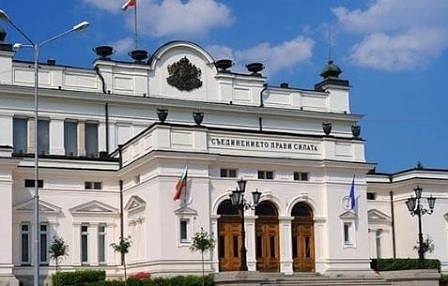 Народното събрание да стартира работа по законопроек за фирмите събирачи на дългове