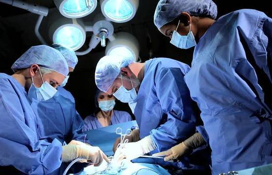 Момиче дава отговор на вечния въпрос след като прекара 10 минути в клинична смърт