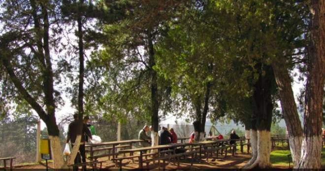 Страховит инцидент в Кремиковския манастир! Мъж е нападнат от …