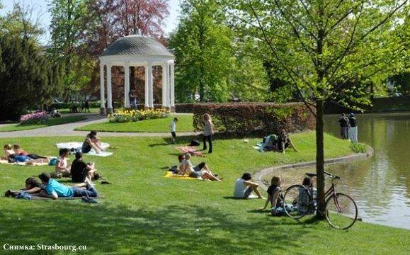 Страсбург забранява пушенето в обществените паркове