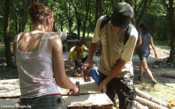 Белгийски младежи ще ремонтират читалището в Българово