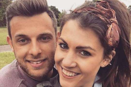 Те решиха да се оженят, но когато запознаха майките си, откриха нещо, което никой не очакваше! Качиха се на тавана и…